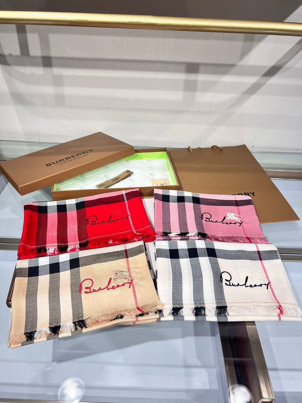 BURBERRY BBR SCARF 200 CM IN CASHMERE 490987