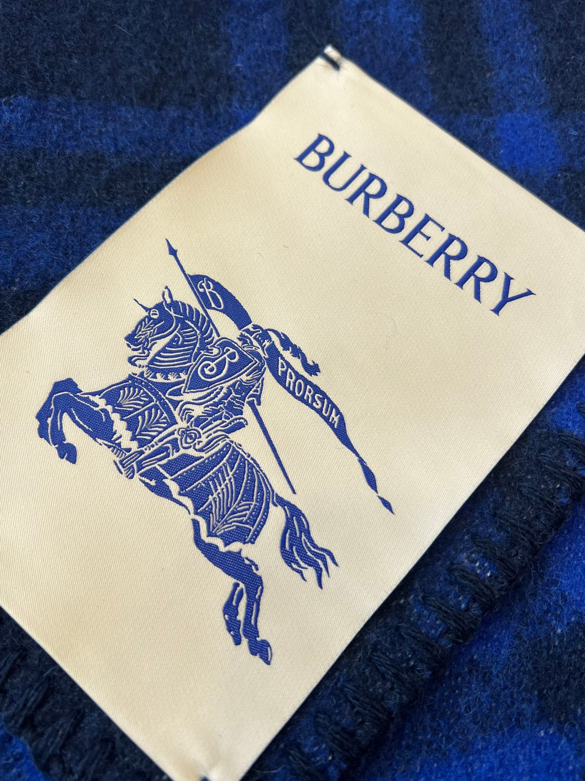BURBERRY CHECK WOOL 182 CM SCARF NAVY BLUE 405049