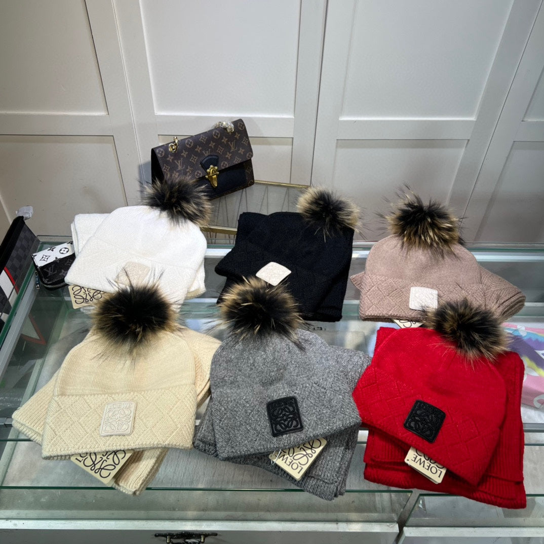 LOEWE CLASSIC HAT & SCARF SET IN STEEL GRAY CASHMERE 379251
