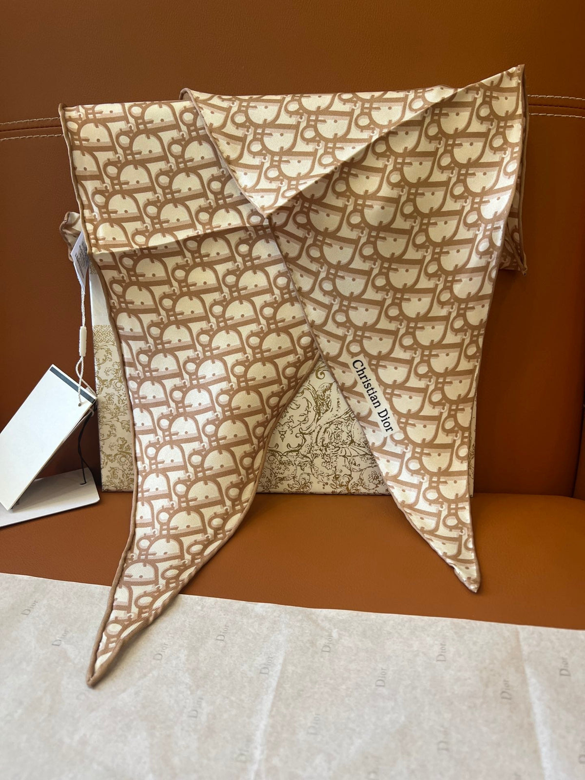 DIOR SCARF 110 CM IN SILK 627637