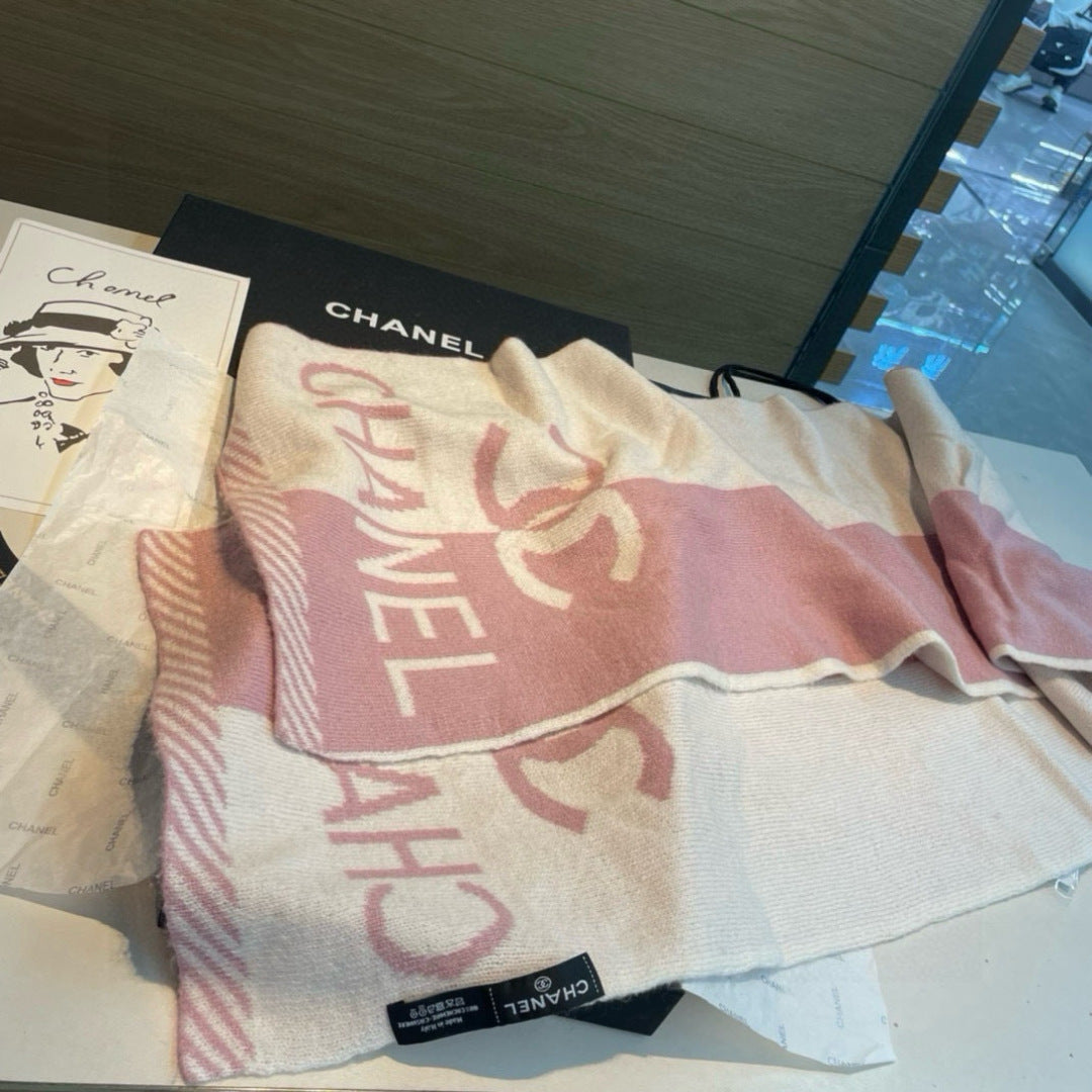 CHANEL 25S SCARF 180 IN CASHMERE 932416