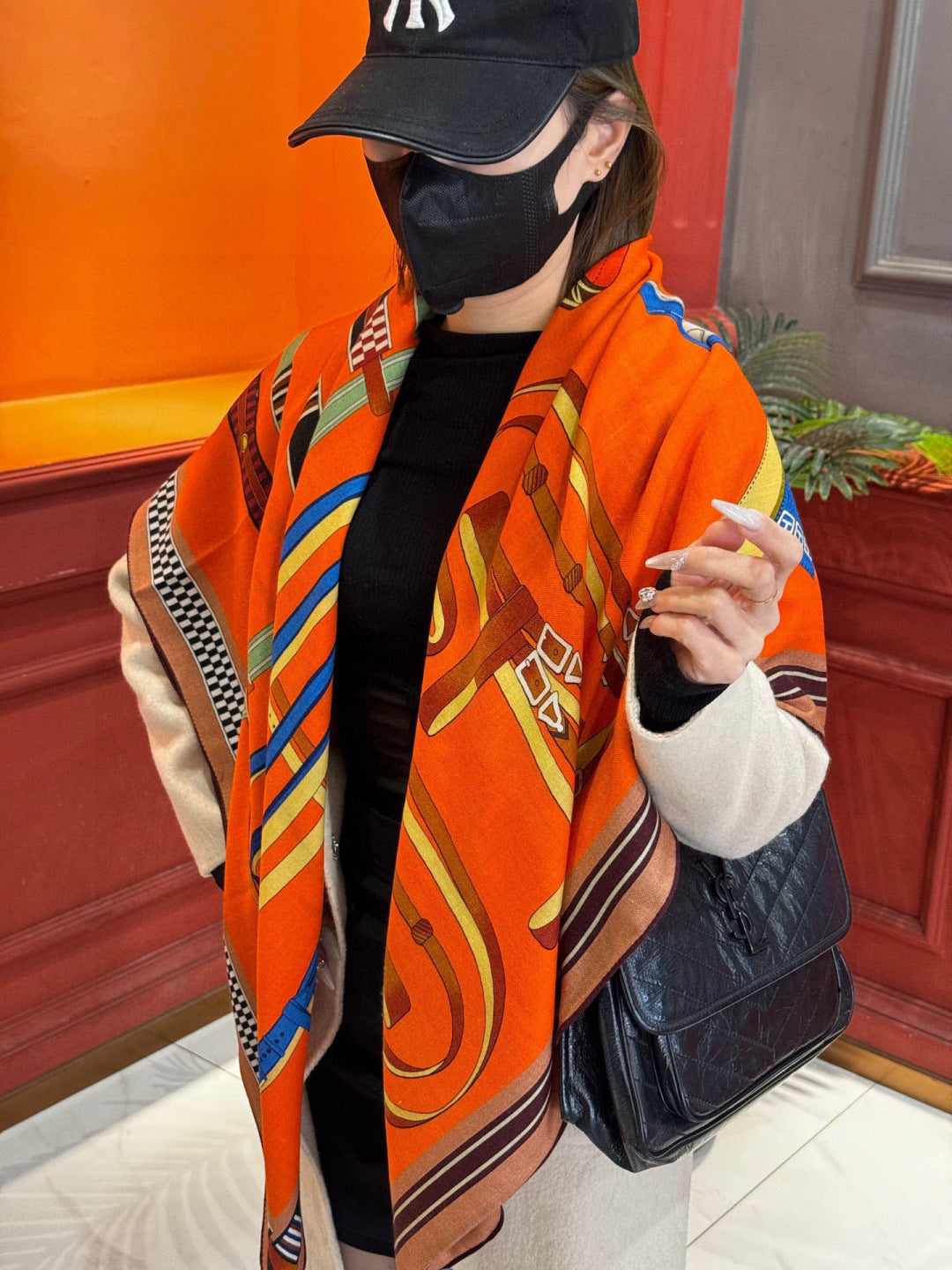 HERMES HERMES 25S SCARF 140 IN SILK CASERE 989482