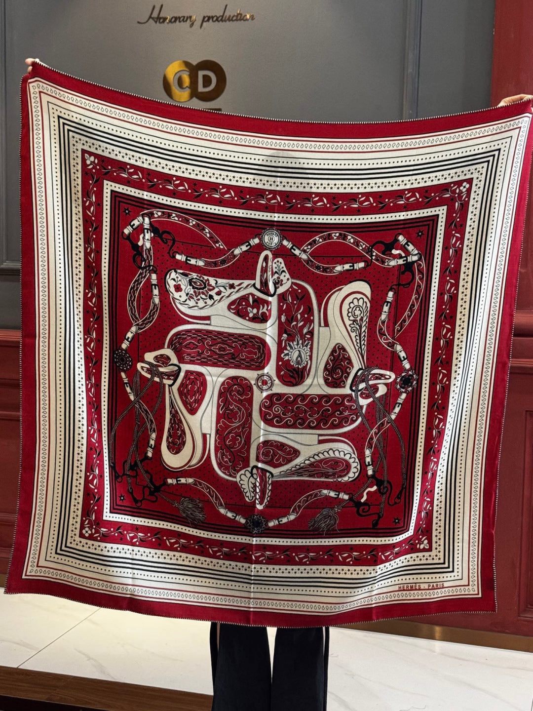 HERMES HERMES 25S SCARF 140 IN SILK CASERE 991679