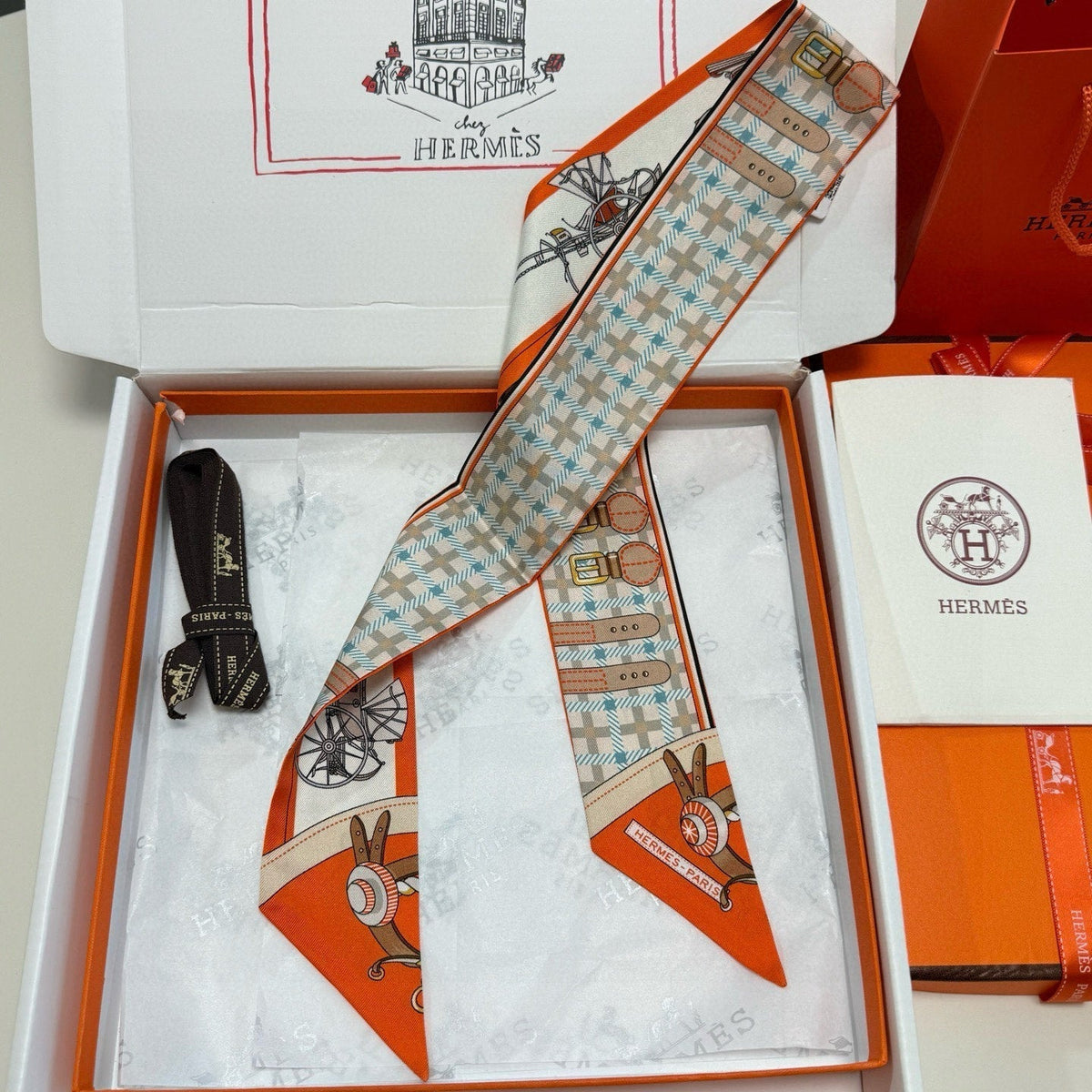 HERMES HERMES 25S SCARF 90 IN SILK 854955