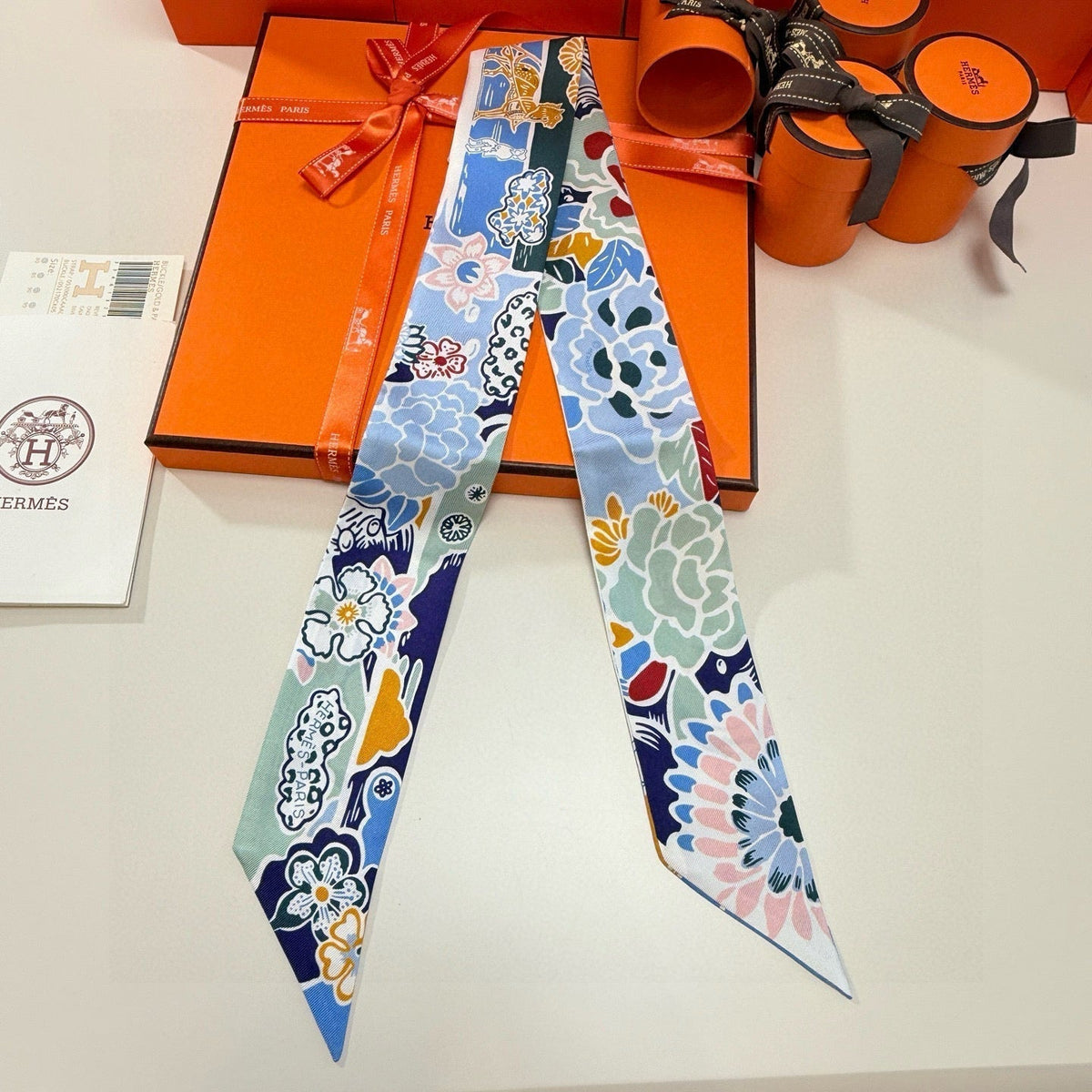 HERMES HERMES 25S SCARF 90 IN SILK 854959