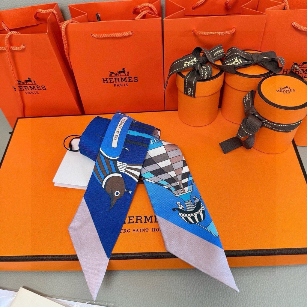 HERMES HERMES 25S NECKERCHIEF 86 IN SILK 991544