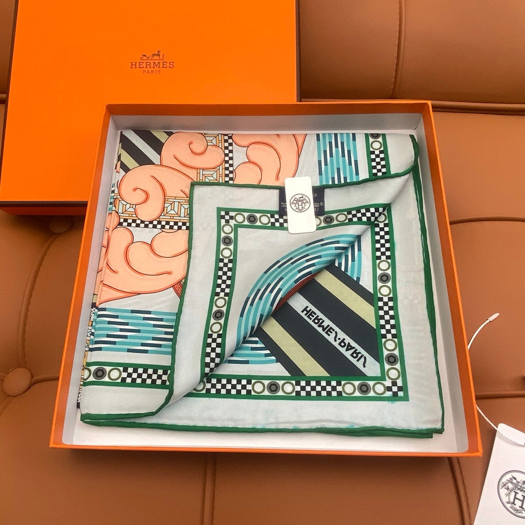 HERMES HERMES 25S SCARF 90 IN SILK 709683
