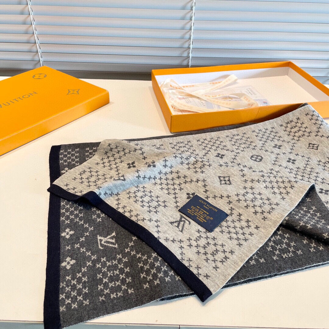 LOUIS VUITTON SCARF 180 CM IN SHADOW GRAY MONOGRAM CASHMERE 398517