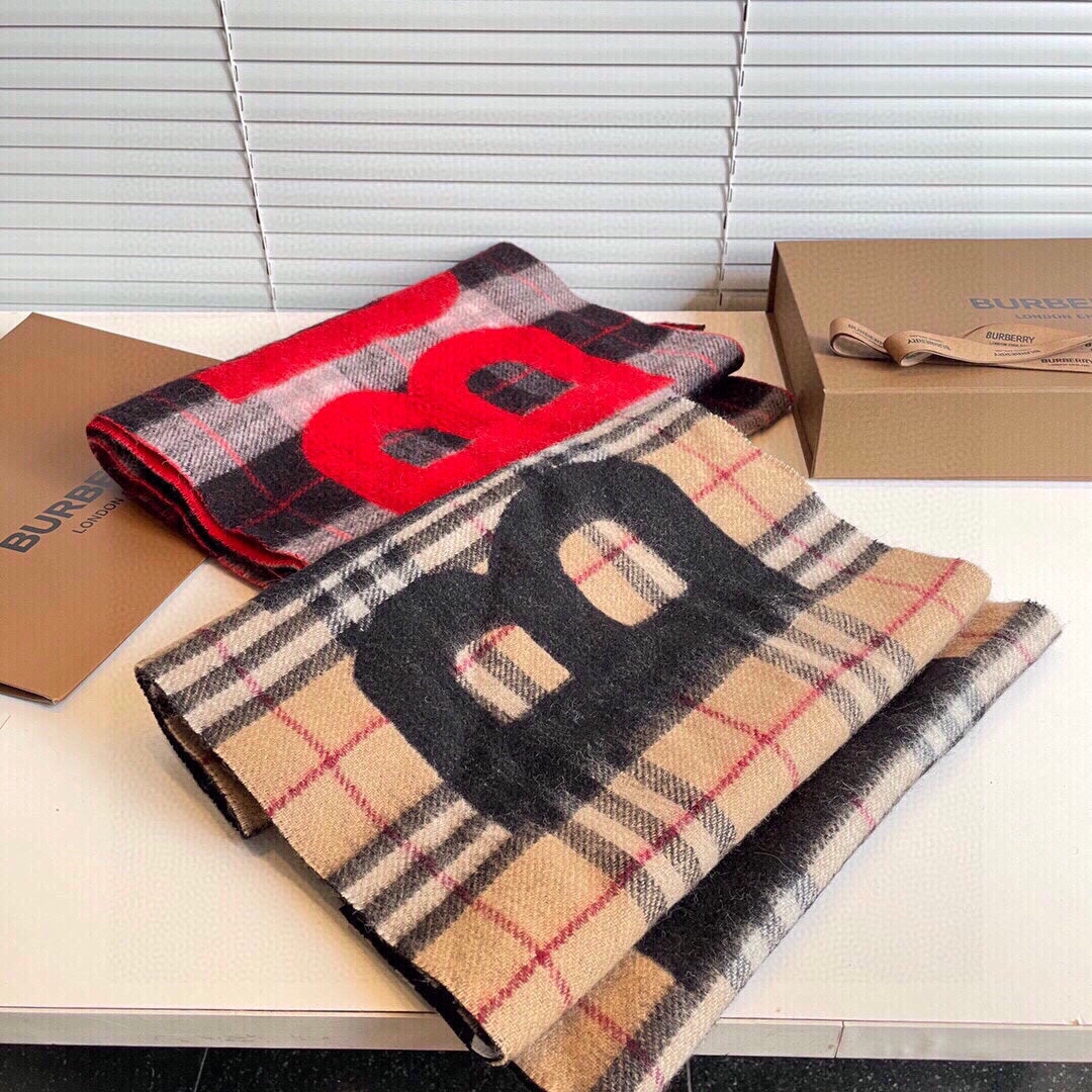 BURBERRY BBR SCARF 180 CM IN CASHMERE 525808