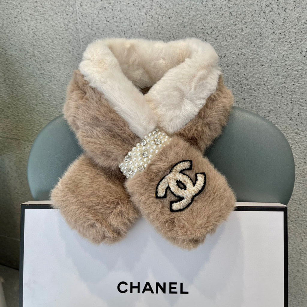 CHANEL SCARF IN CAMEL BEIGE RABBIT FUR 397447