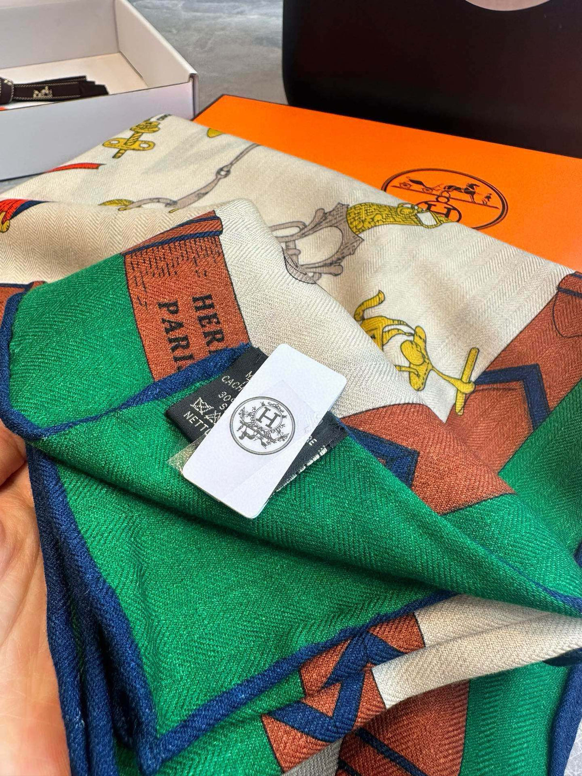 HERMES SCARF 140 CM COLORFUL 387901