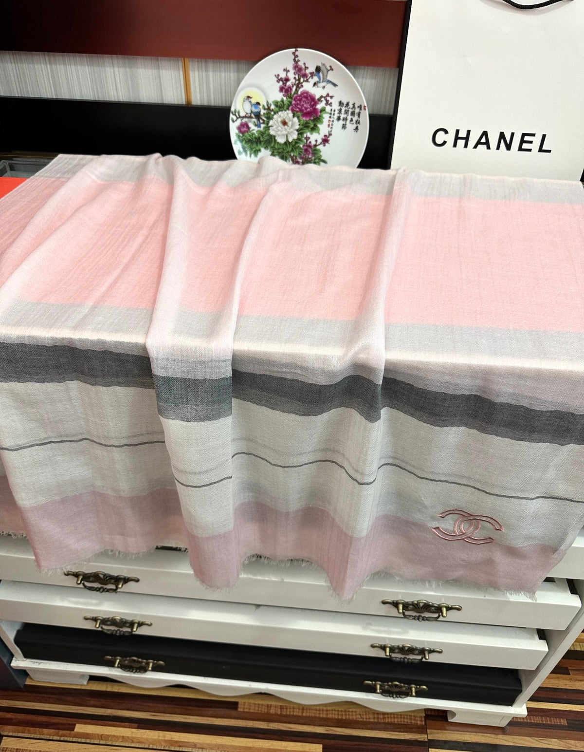 CHANEL SCARF 200 CM IN PASTEL PINK SILK AND CASHMERE 400025