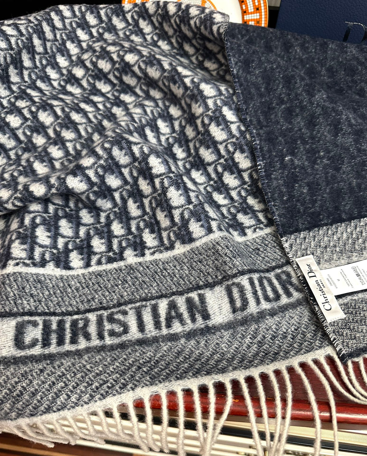 DIOR OBLIQUE 190 CM SCARF IN BLACK MIX WHITE TECHNICAL CASHMERE 415486