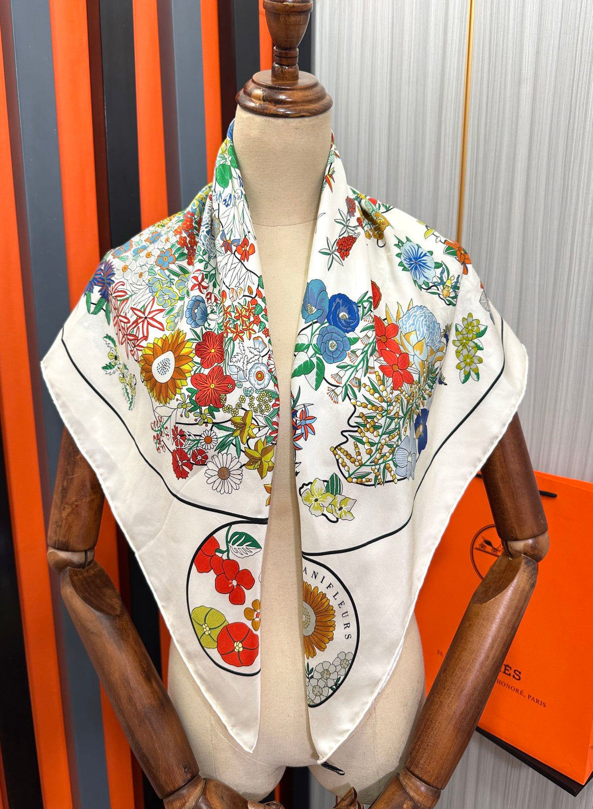 HERMES HERMES 25S SCARF 90 IN SILK 735732