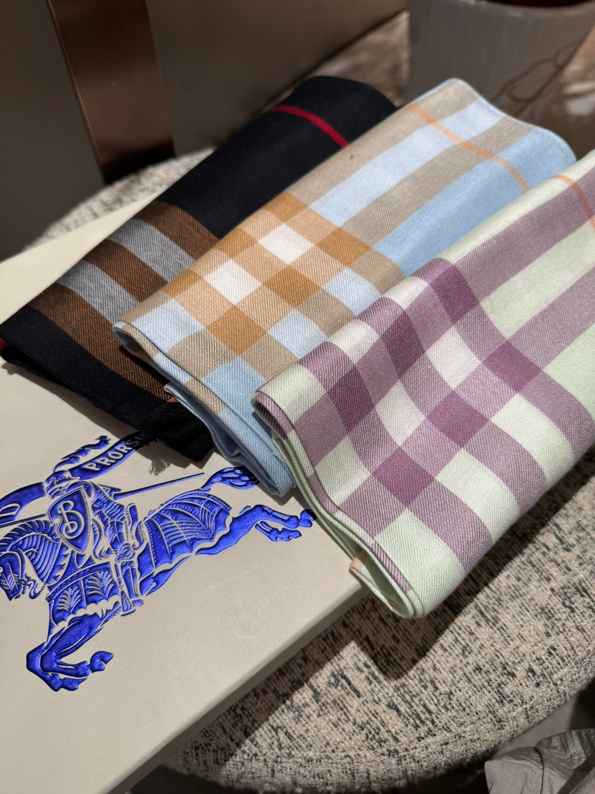 BURBERRY SCARF 200 CM IN COLORFUL CASHMERE 408862