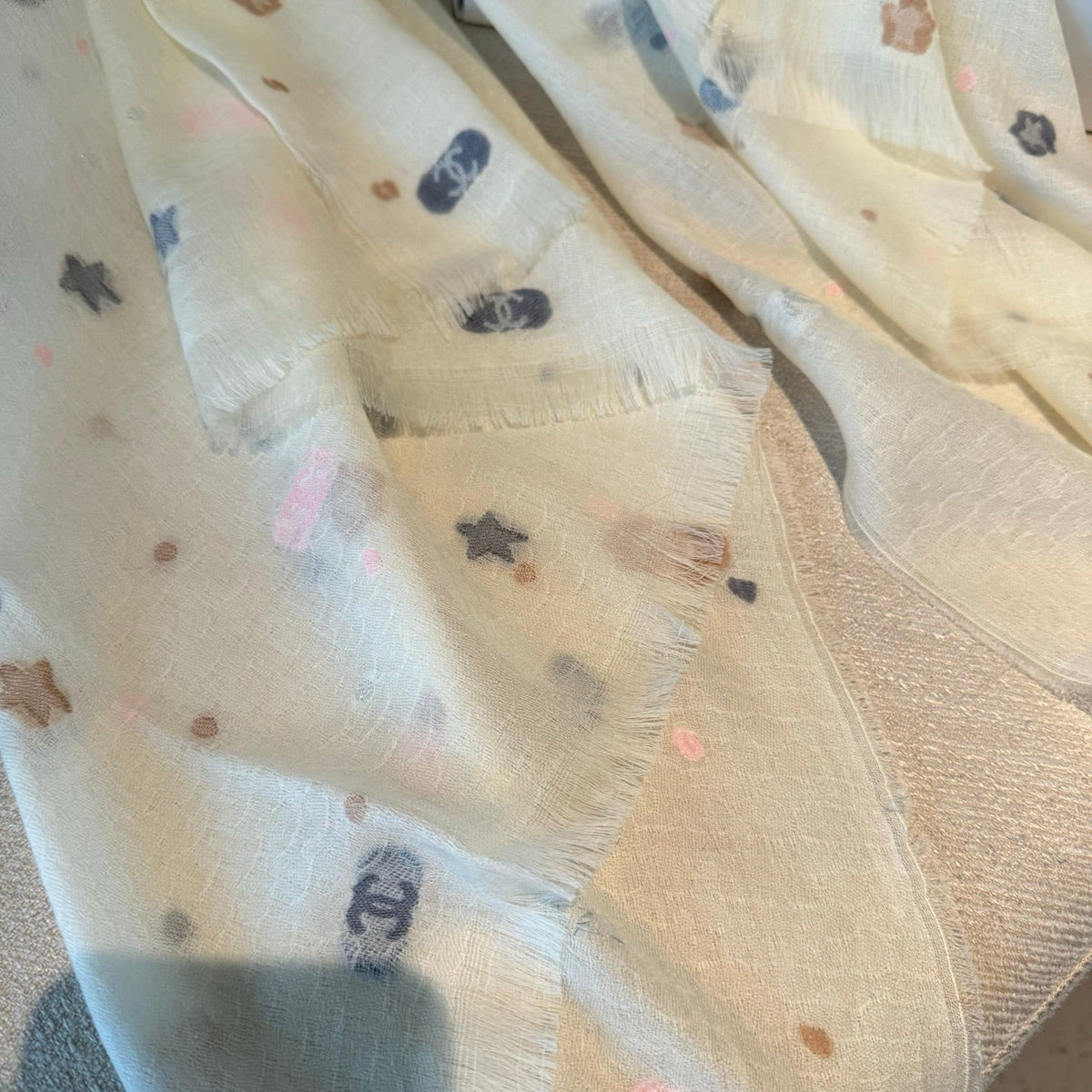 CHANEL 25S SCARF 200 IN CASHMERE 991827