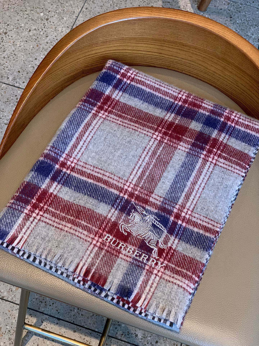 BURBERRY BBR SCARF IN CASHMERE 488226