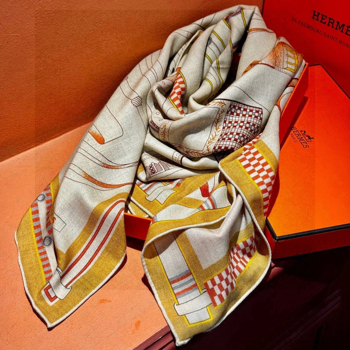 HERMES HERMES 25S SCARF 140 IN SILK AND CASERE 735808