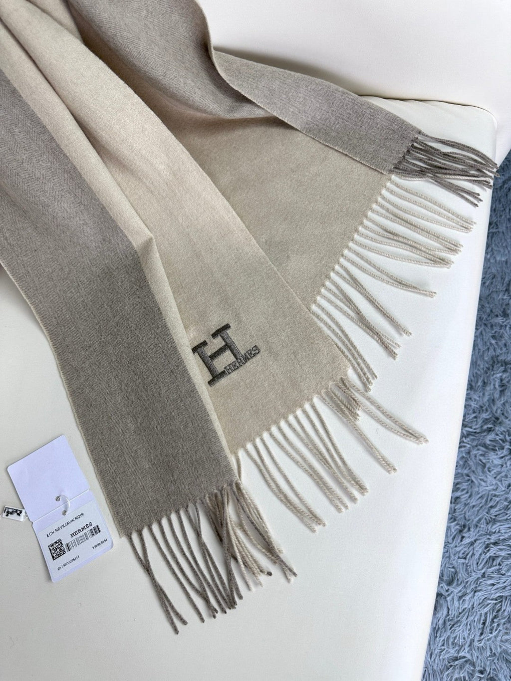 HERMES SCARF 190 CM IN WHITE MIX GRAY CASERE