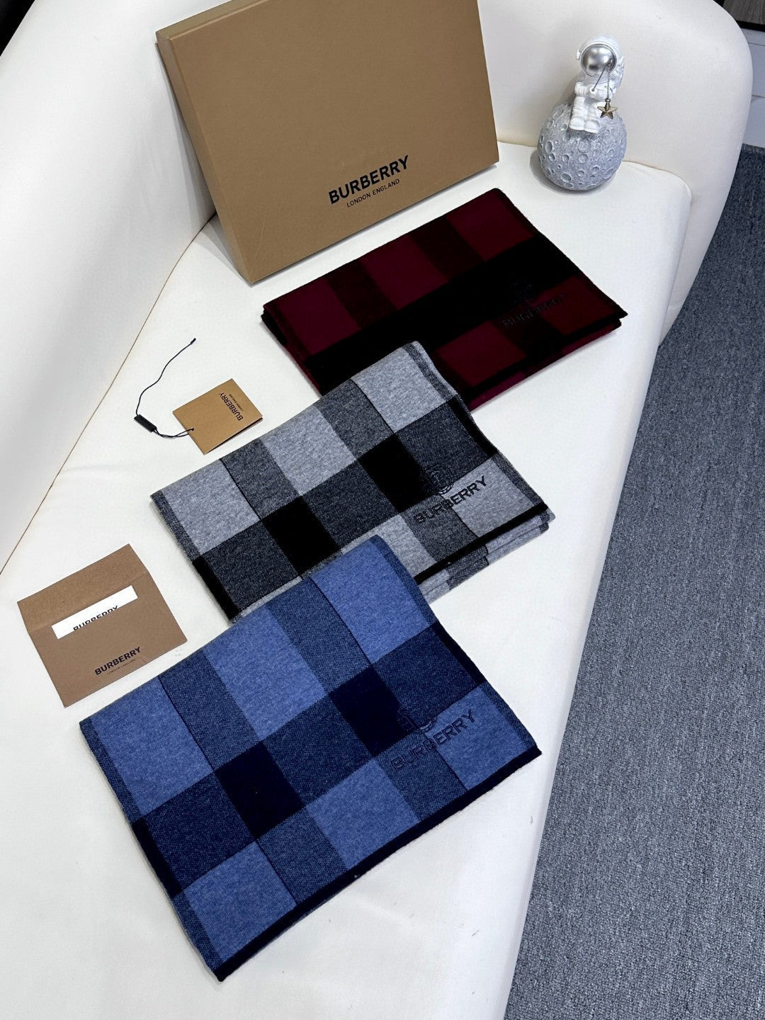 BURBERRY SCARF 180 CM IN MULBERRY PURPLE CASHMERE 403871