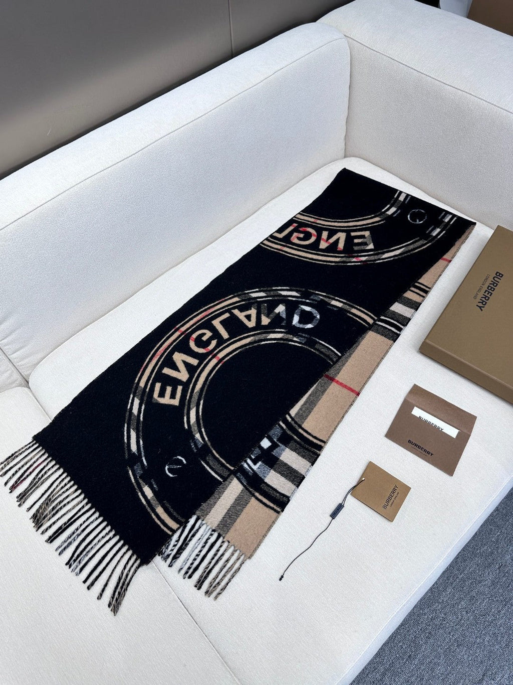 BURBERRY SCARF 180 CM IN BLACK AND TAN BROWN CASHMERE 407240