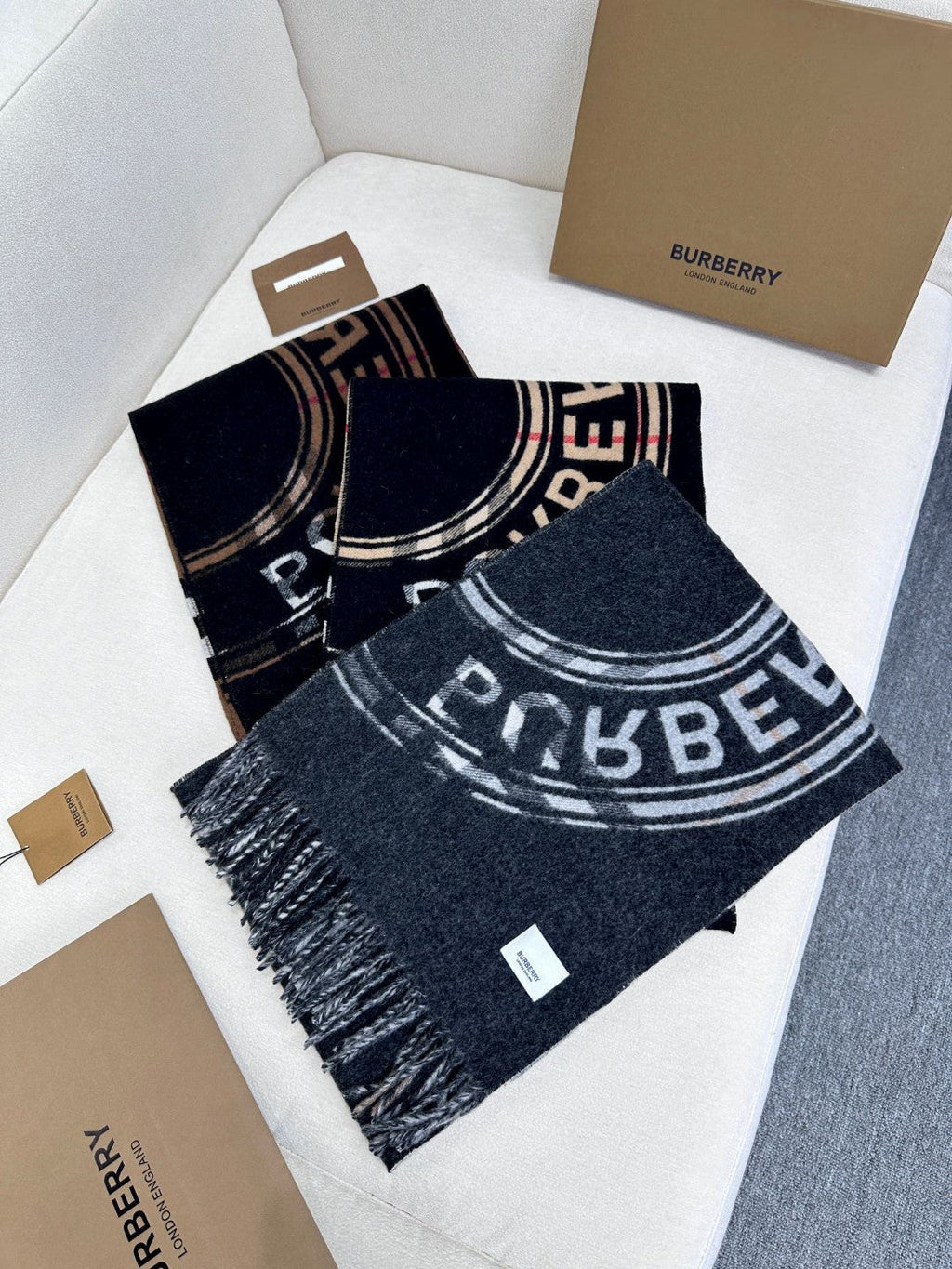 BURBERRY SCARF 180 CM IN BLACK AND RUSSET BROWN CASHMERE 407241