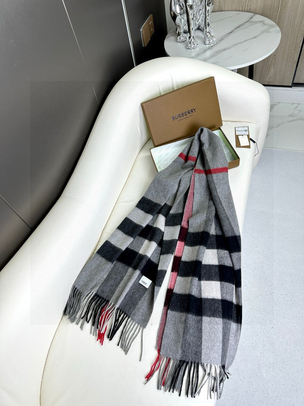 BURBERRY BBR SCARF 180 CM IN CASHMERE 576740