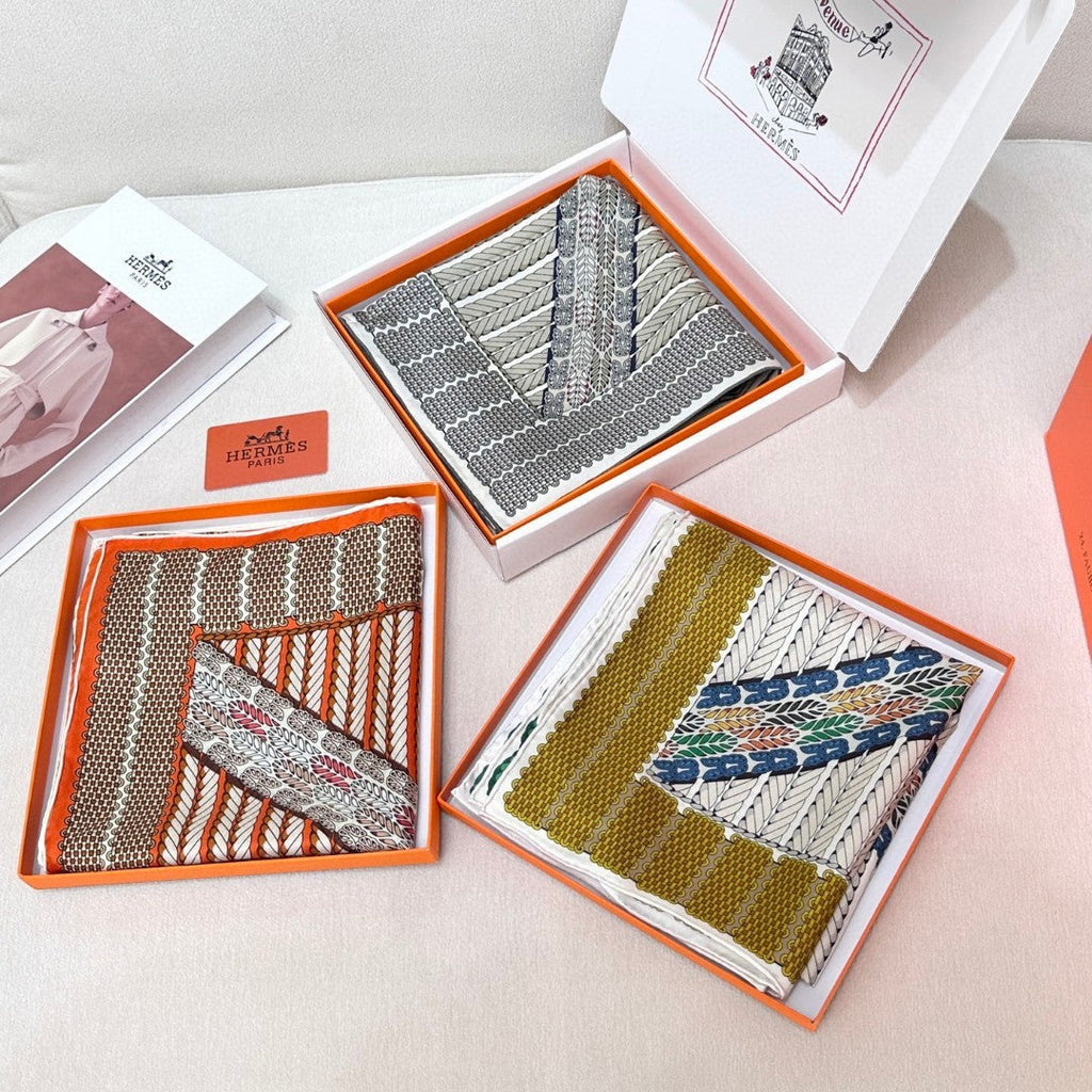 HERMES HERMES 25S SCARF 90 IN SILK 735857