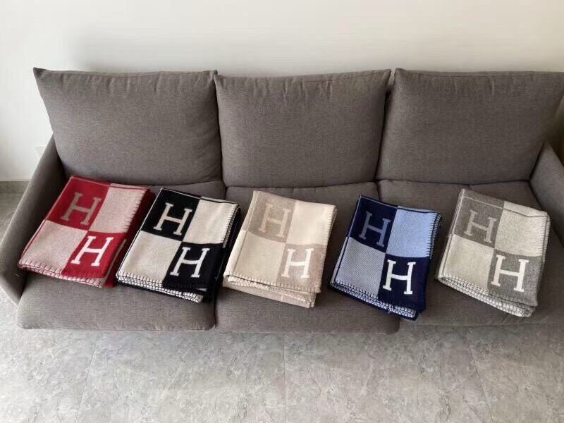 HERMES AVALON III THROW BLANKET 175 CM IN KHAKI BROWN WOOL AND CASERE 351745