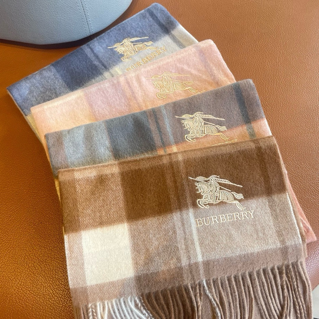 BURBERRY SCARF 180 CM IN PASTEL PINK WOOL 408566