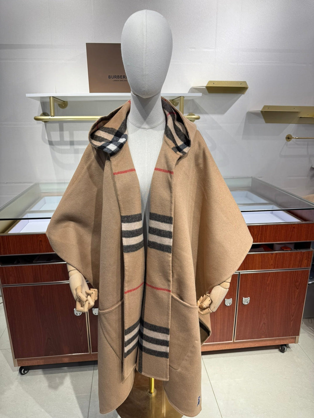 BURBERRY BBR SCARF IN CASHMERE 732155