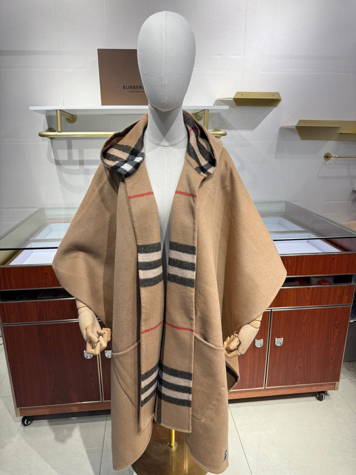 BURBERRY BBR SCARF IN CASHMERE 732155
