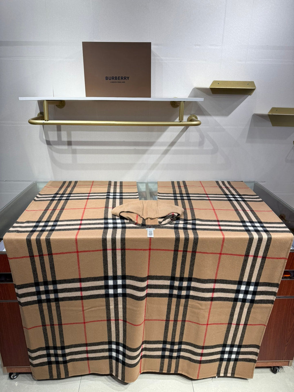 BURBERRY BBR SCARF IN CASHMERE 732155
