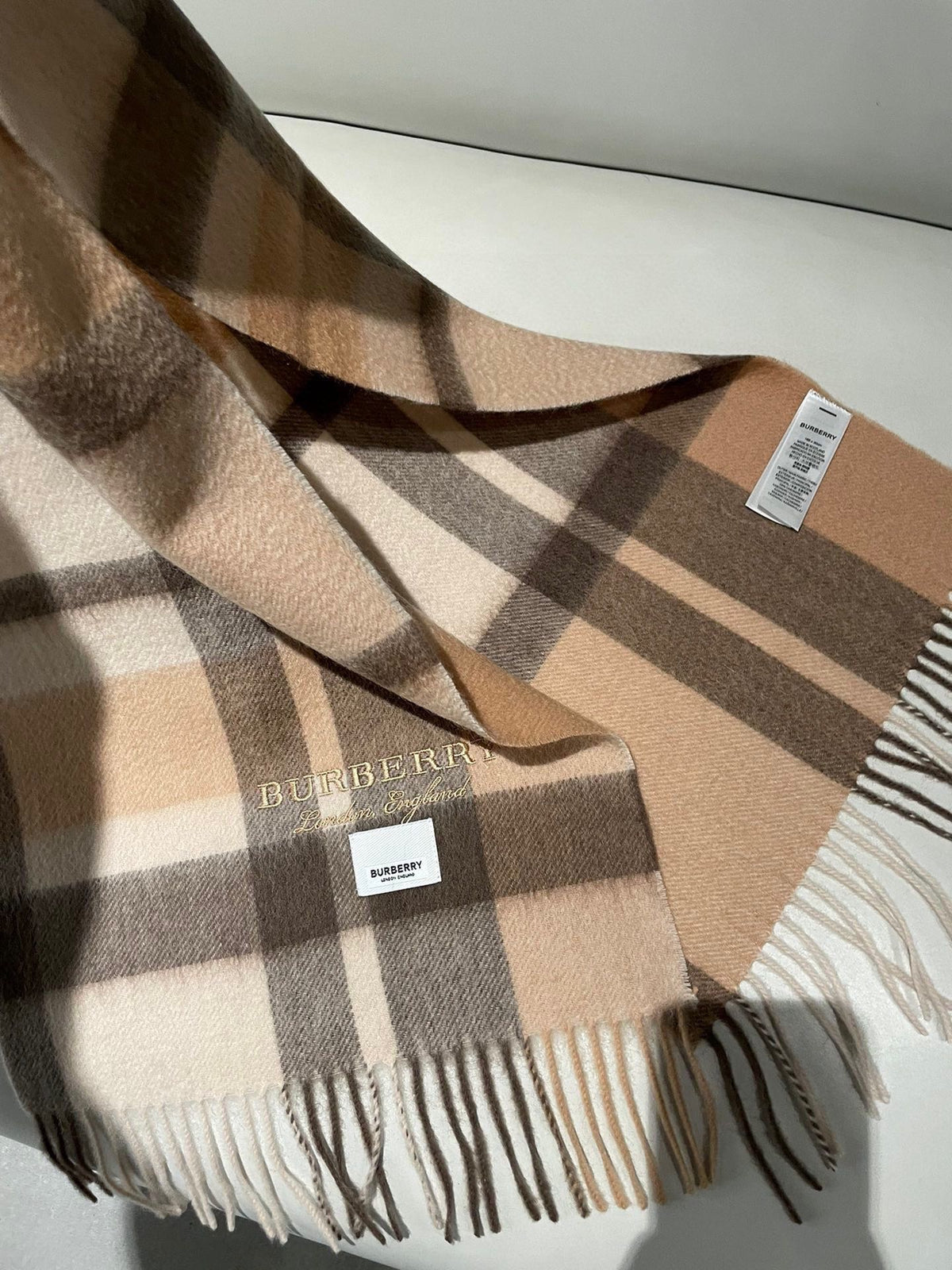 BURBERRY SCARF 180 CM IN CINNAMON BROWN CASHMERE 408784
